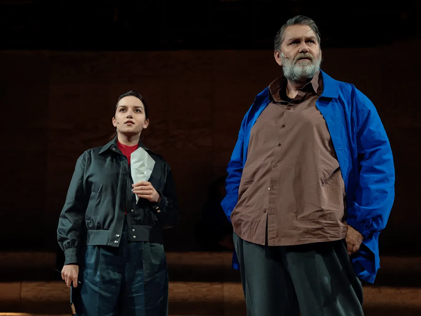 Bühnenbild und Kostüme von Marleen Johow