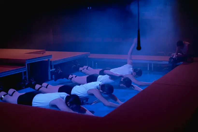 Bühnenbild und Kostüme von Marleen Johow