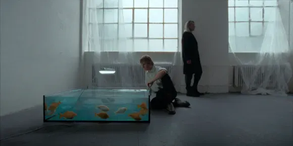 Bühnenbild und Kostüme von Marleen Johow