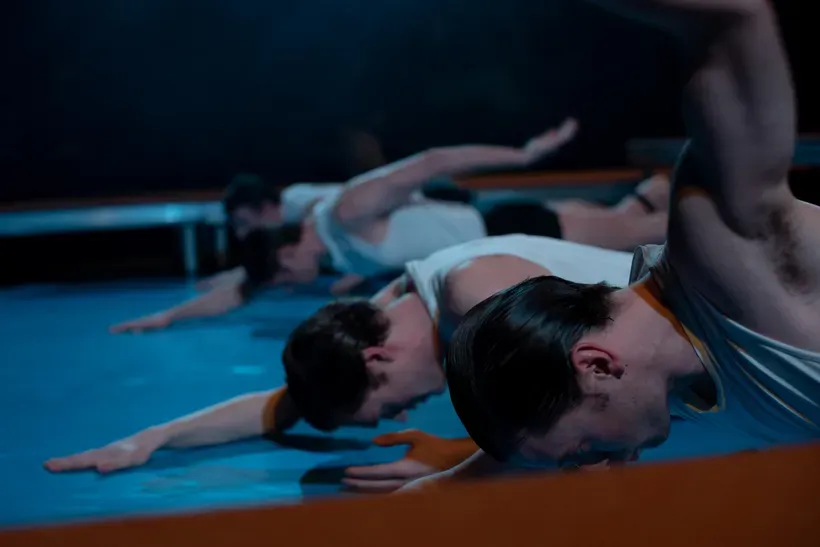 Bühnenbild und Kostüme von Marleen Johow