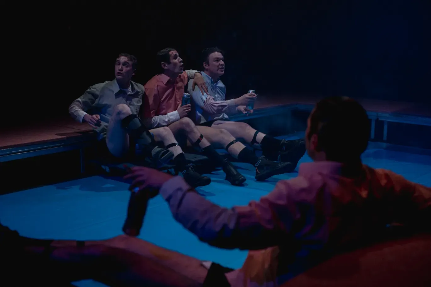 Bühnenbild und Kostüme von Marleen Johow