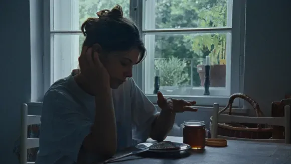 Bühnenbild und Kostüme von Marleen Johow